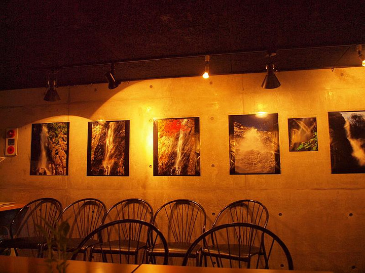 Pc110035syasinntenn_zenntai