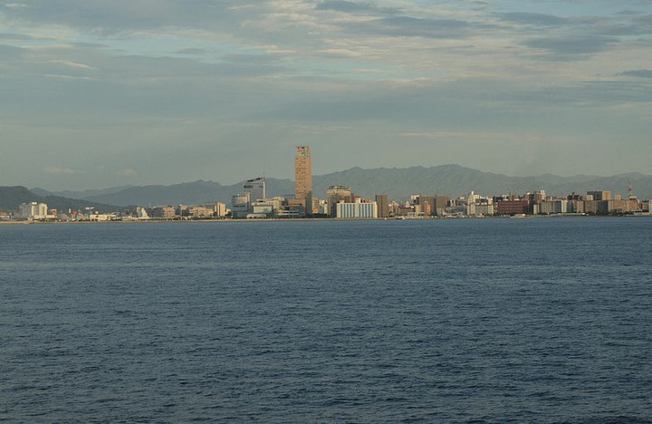 P8218779